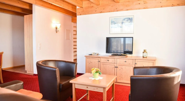 Апартаменты с 3 комнатами с балконом Aparthotel Sonnenburg