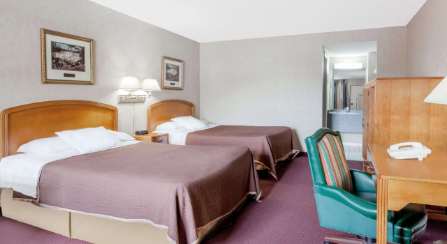 Howard Johnson Express Inn, Rezerwuj Mini-hotel Tanie hotele w Stan Nowy Jork