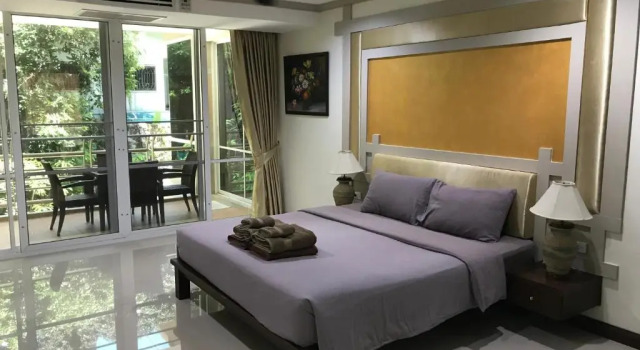 Karon View Apartments