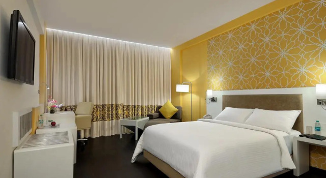 Номер Standard Hotel Kohinoor Elite near BKC