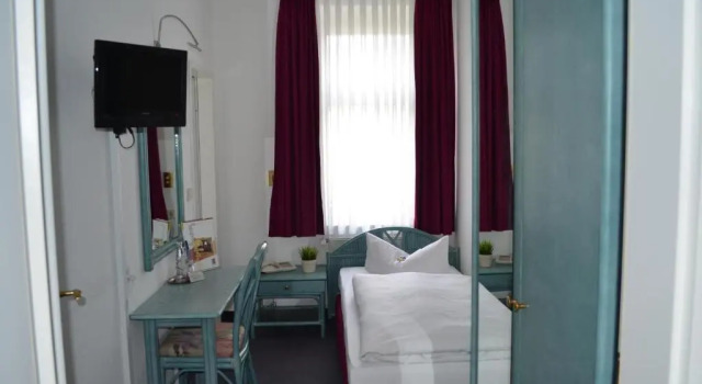 Одноместный номер Economy AMADEO Hotel Leipzig