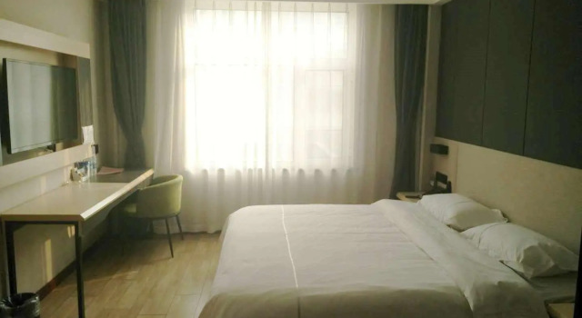 Thank Inn Plus Hotel Hebei Tangshan Lunan District Railway Station, Book Hotel Tangshan Hebei