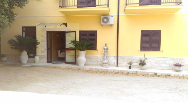 Residence Villa Margherita, Book Villa Sommerhuse i Porto Empedocle, Hytte