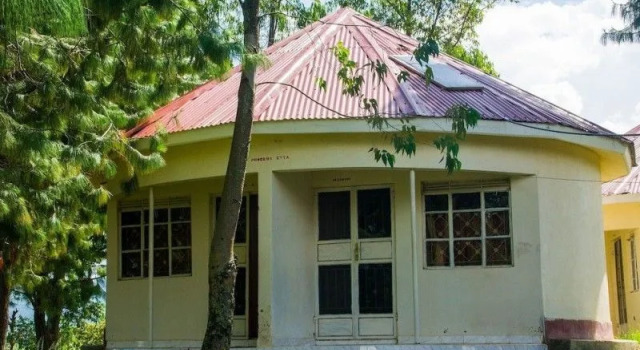 Efrazi Motel, Réserver Motel Kanungu Kinkiizi