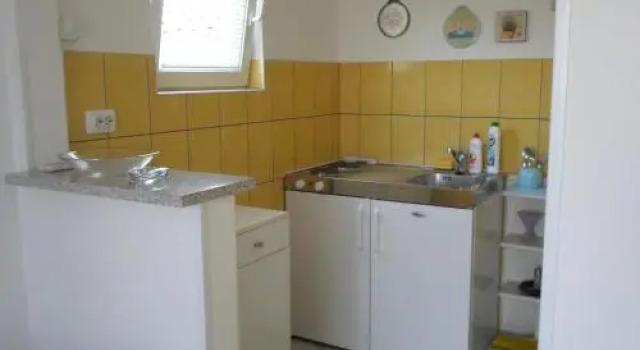 Casa Emma Rab, Rezerwuj Hotel Hotele w Kvarner Islands z parkingiem, Parking
