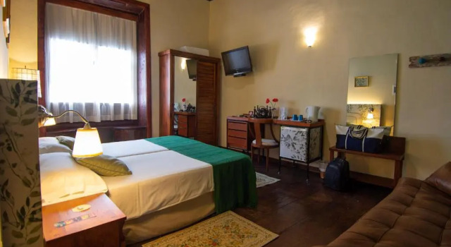 Standard Dreier Zimmer Gara Hotel