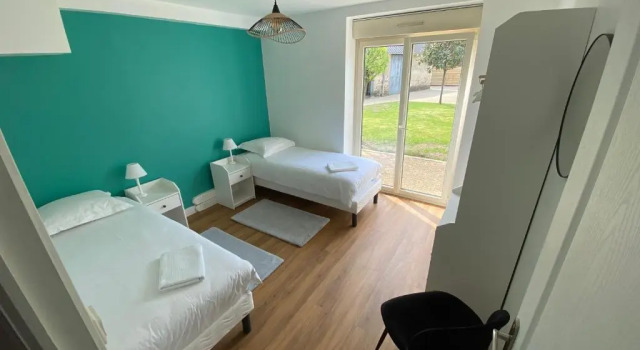 Maison proche du circuit / garage, parking, jardin