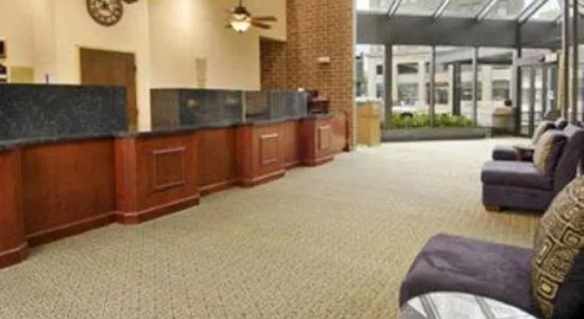 Ramada Waterloo Hotel and Convention Center, Foglalás Szálloda Waterloo Iowa