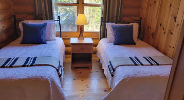 Шале Fiddler Lake Resort