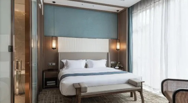 Полулюкс Sanjiangyue Holiday Hotel
