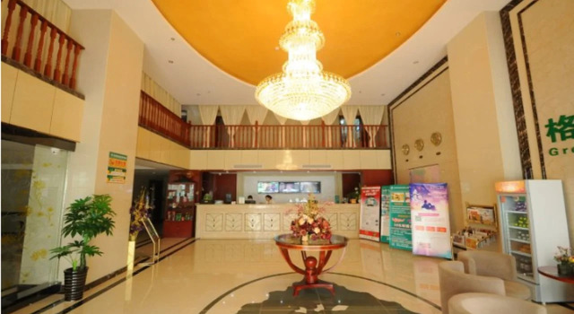 Greentree Inn Hefei Yaohai Industrial District Dangtu North Road Business Hotel, Book Hotel Hotels in Yaohai with Parking, Parking