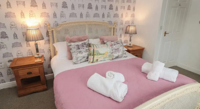 The Smithy, Buchen Sie Ferienhaus Hotels in Schottland mit Parkplatz, Parkplätze
