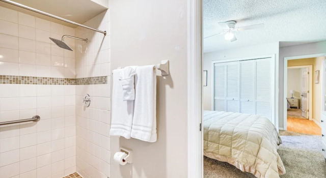 Коттедж Fort Myers Home, Lanai & Private, Heated Pool