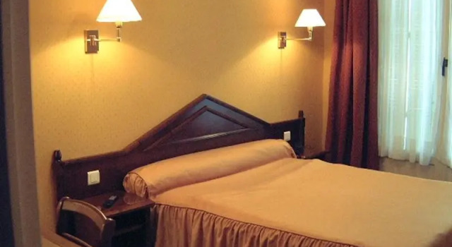 Двухместный номер Standard Hostellerie des Trois Pigeons, Paray-le-Monial