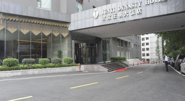 Junyi Dynasty Hotel