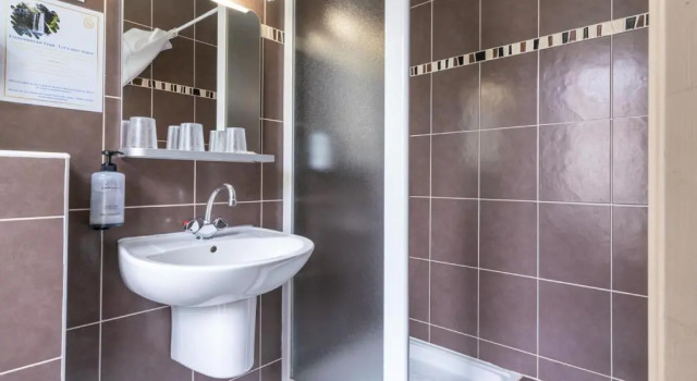 Трёхместный номер Standard Nouvel Hôtel
