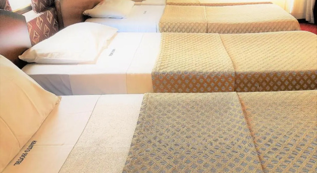 Четырёхместный номер Standard Abasto Hotel