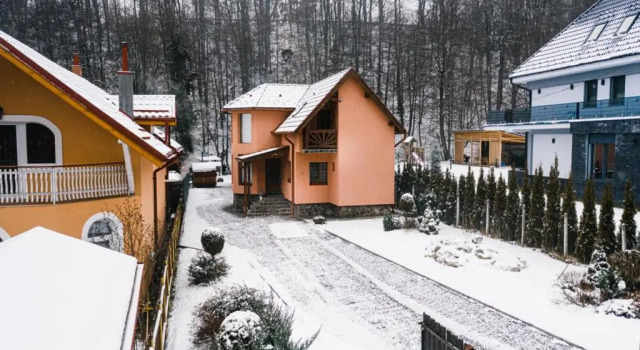 Casa Roland, Varaa Hotelli Sovata 