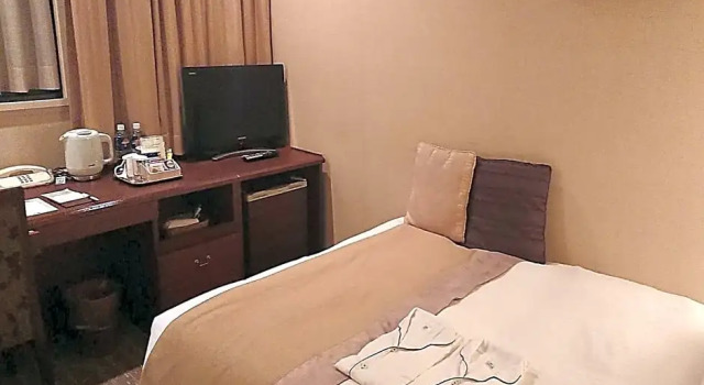 Номер Economy Shibuya Creston Hotel
