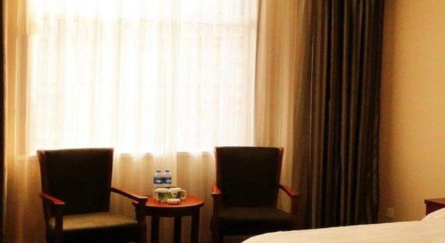 Greentree Inn Fuyang Commercial Building Express H, Book Hotel Bozhou Anhui
