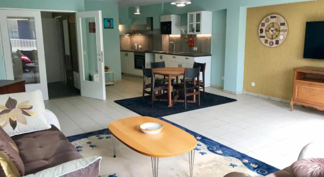Апартаменты Renovated Apartment in Antwerp