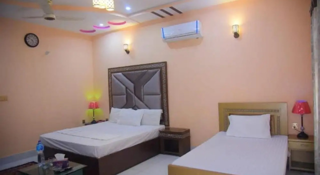 Camera tripla Deluxe Hotel Shaheen Continental Multan