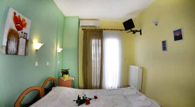 Апартаменты с 2 комнатами House Blerina - Beachfront Double Sarti Getaway