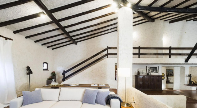 Exclusive seafront villa with private pool-VILLA LUNA BLU