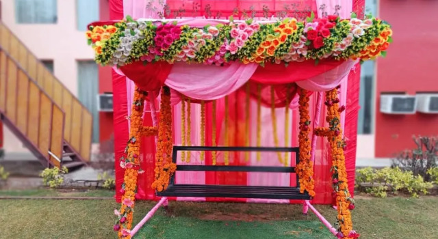 Двухместный номер Deluxe JPS Resort with Swimming Pool Near IMT Manesar