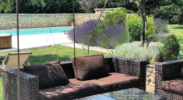 Коттедж Mas Oréa côté piscine