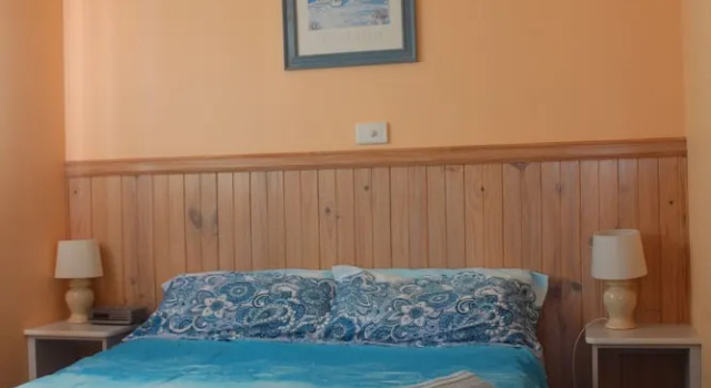 Номер Standard с 2 комнатами с видом на воду Regatta Point Holiday Park
