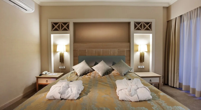 Люкс с балконом Quadas Hotel