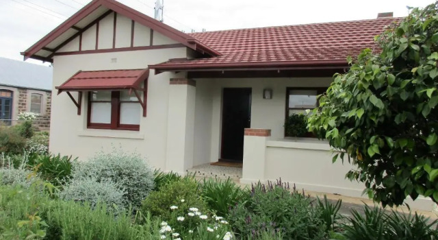 Коттедж Mataro Cottage