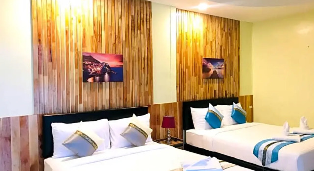 kinjo park pool view delux2 (double bed), Забронировать Отель Отели Южного Таиланда с парковкой, Парковка