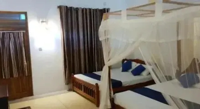 Ocean Gate, Забронировать Отель Отели Тангаллы 3 звезды, рядом с Tangalle Lagoon, 3*
