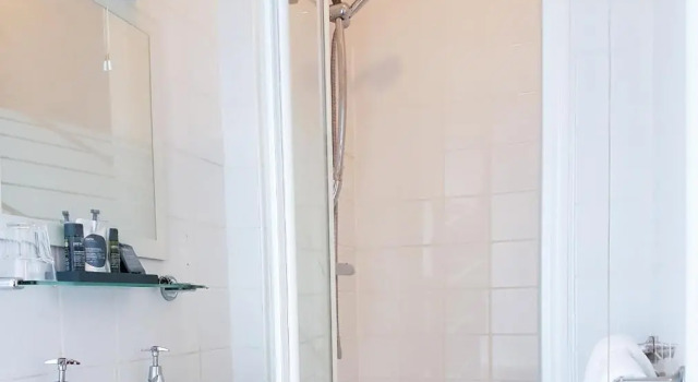 Økonomi- værelse Cumberland Hotel
