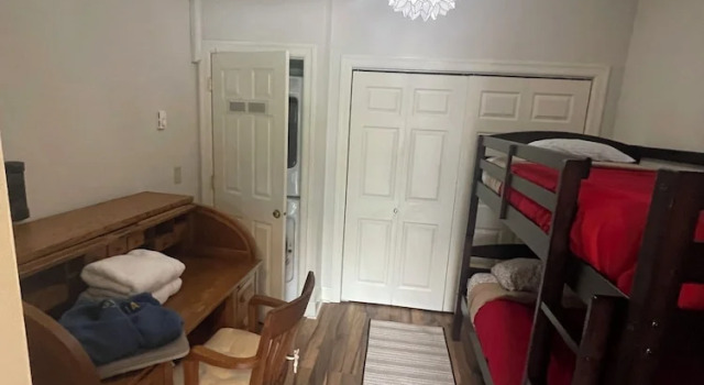 Семейные апартаменты Goldsmiths Riverfront Inn