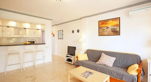 House in Marbella Near Sandy Beach, Забронировать Дом для отпуска Марбелья Коста-дель-Соль, рядом с Теннисный и спортивный клуб Don Carlos