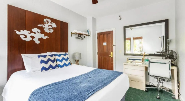 Двухместный номер Standard College Inn Hotel