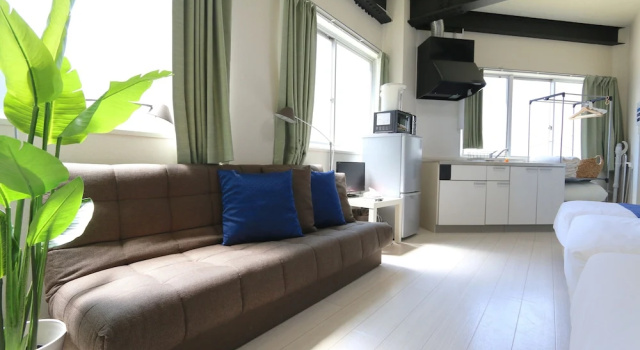 Четырёхместный номер Deluxe Liz Guest House Umeda