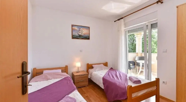 Апартаменты с 2 комнатами с балконом Bright Apartment in Medolino