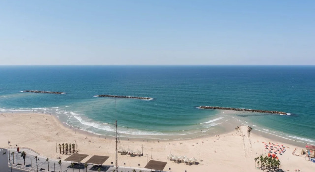 Апартаменты Luxurious Apt W Panoramic Sea View - 75m