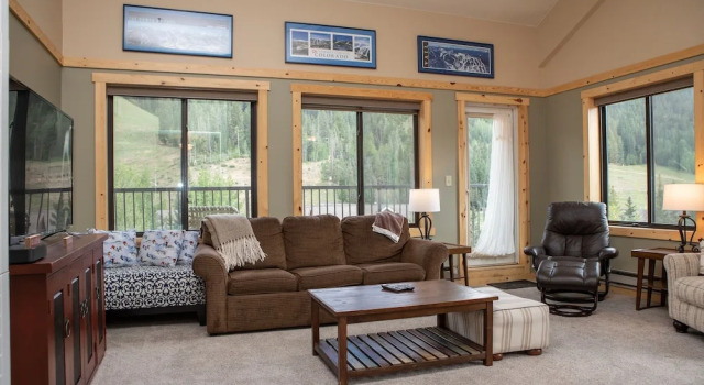 Номер Standard 2800 Slopeside 2 Bedroom Condo by RedAwning