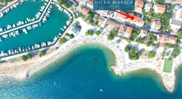 Апартаменты Superior Villa mit Whirlpool für 32 Per