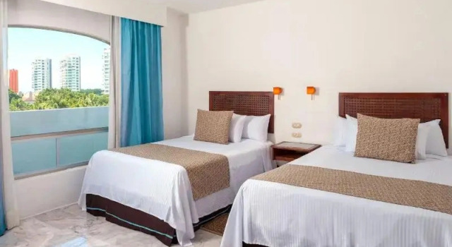 Двухместный номер Standard с балконом Vamar Vallarta All Inclusive Marina and Beach Resort