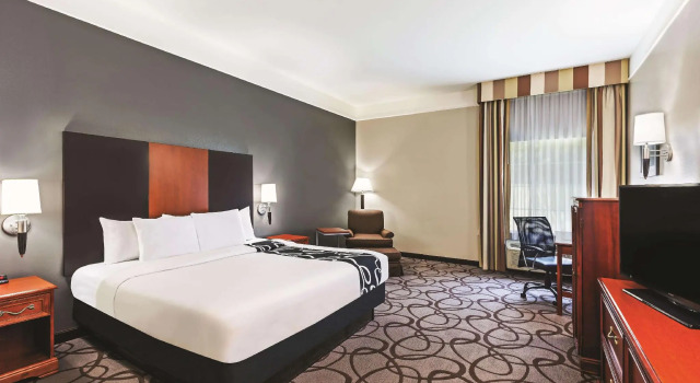 Двухместный номер Standard La Quinta by Wyndham Granbury