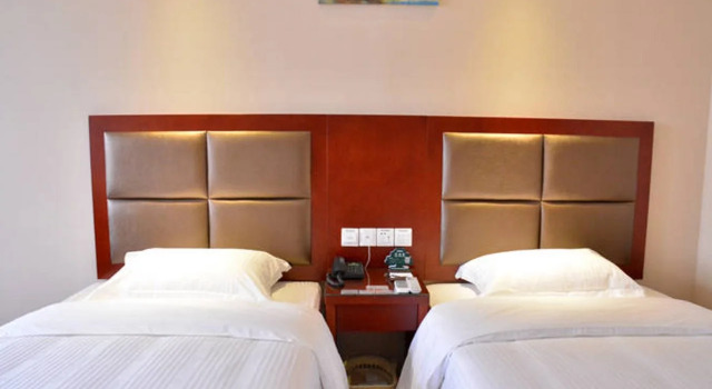 GreenTree Inn Suqian Bawangjuding Square Express Hotel, Varaa Hotelli Wuxi Jiangsu