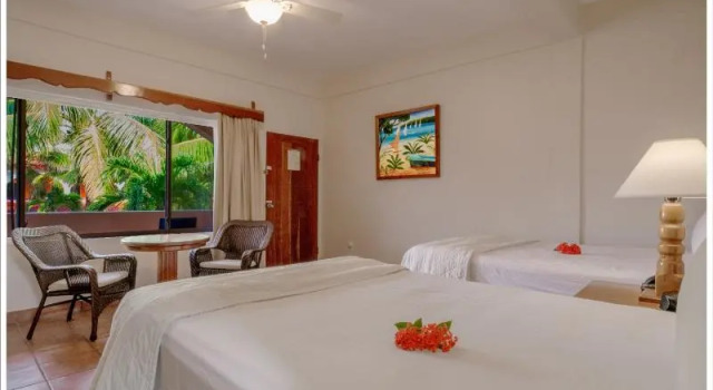 Двухместный номер Standard с балконом SunBreeze Hotel
