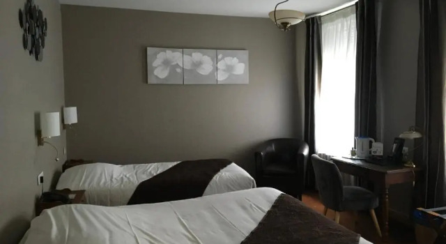 Номер Comfort Logis Hôtel & Appartements Le Florence