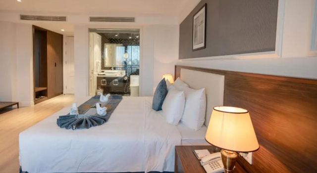 Двухместный номер Deluxe Rex Quang Binh Hotel